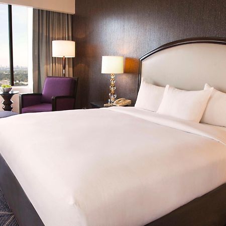 Отель Hilton Атланта Экстерьер фото