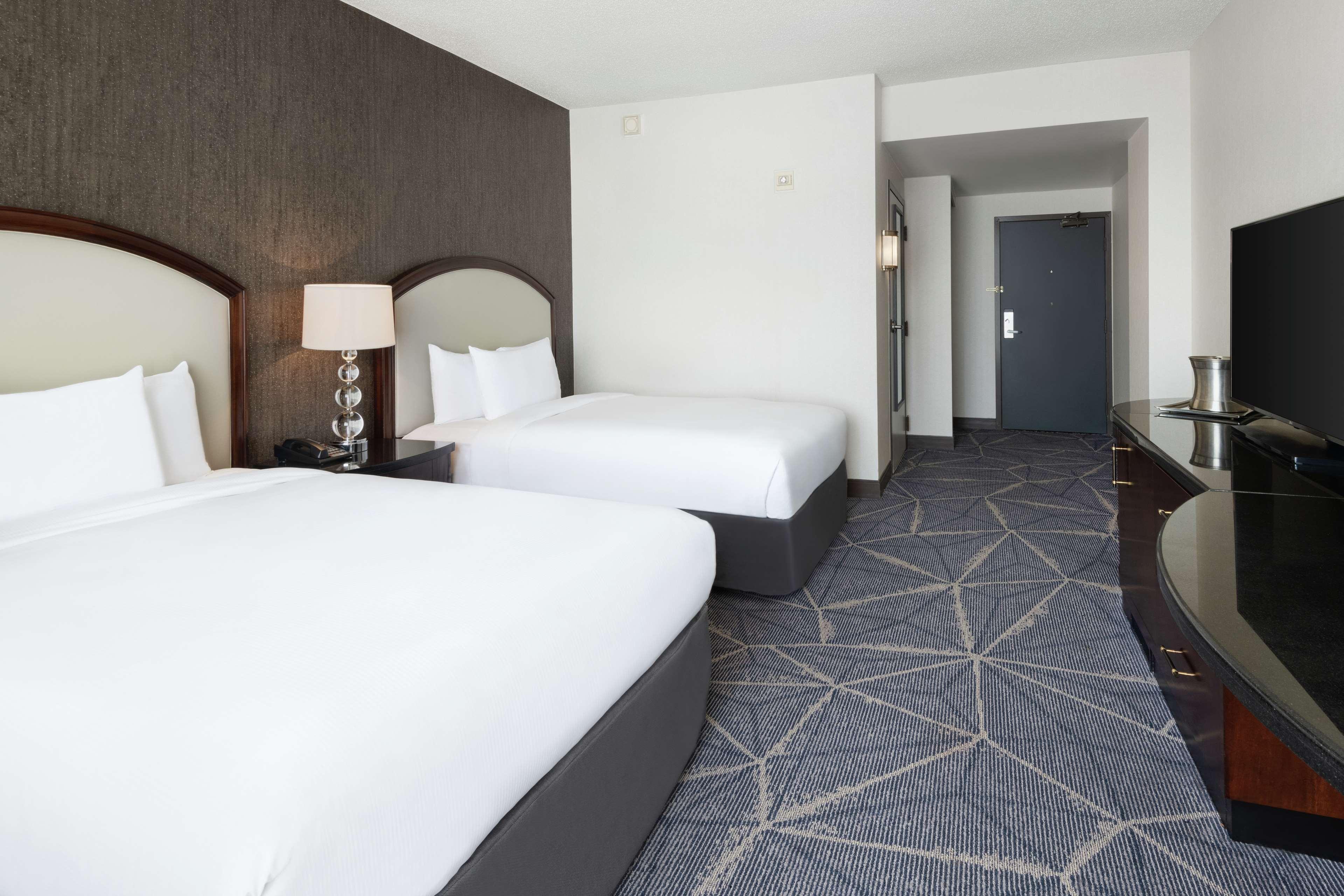 Отель Hilton Атланта Экстерьер фото